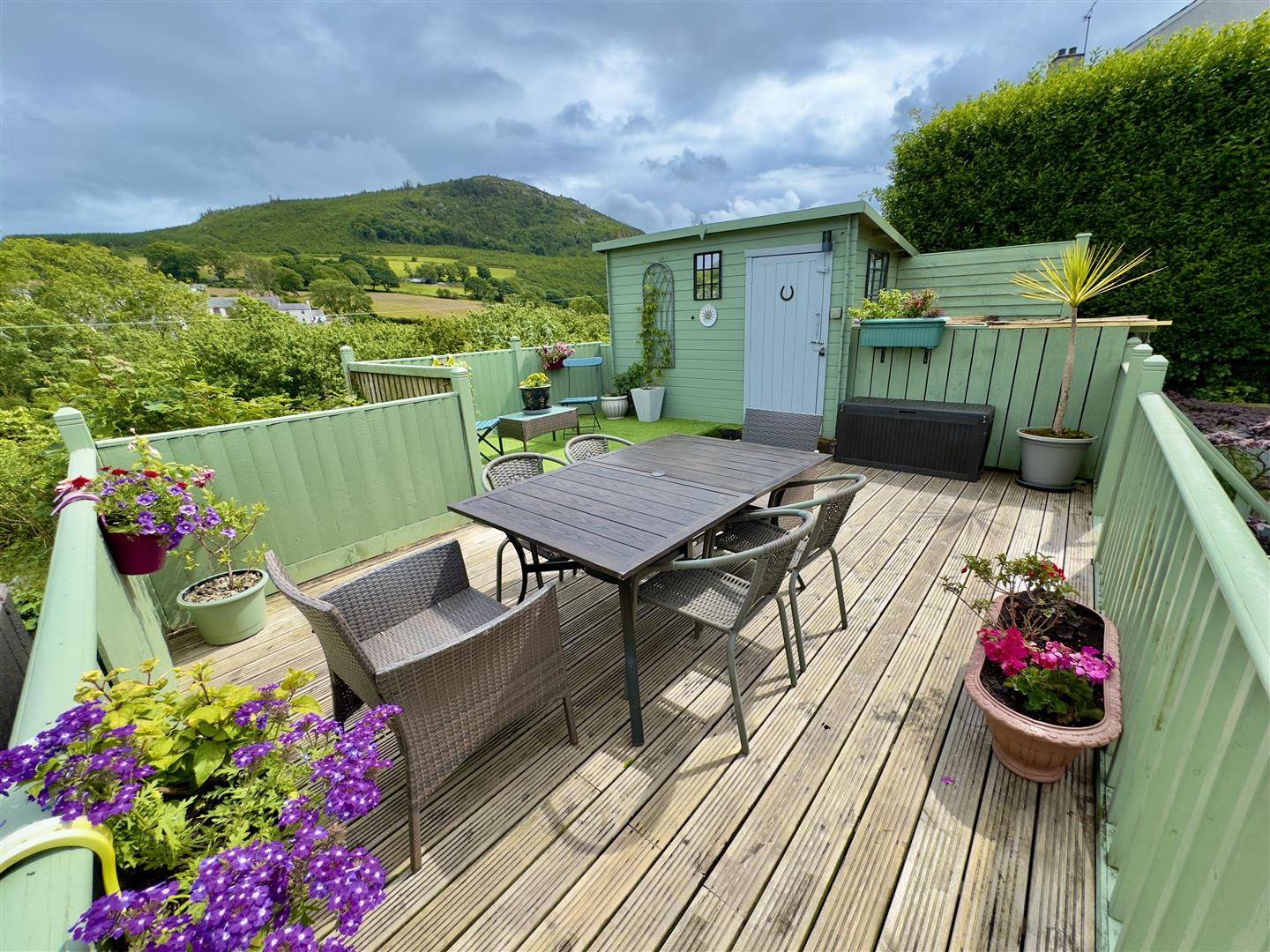 Y Maes, Nefyn, Pwllheli